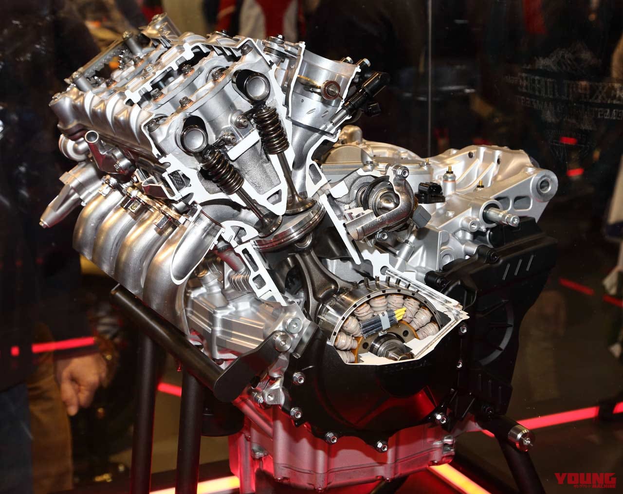 |ホンダ CBR1000RR-R FIREBLADE SP ディテール解説【スペックを落とさず新規制に対応】