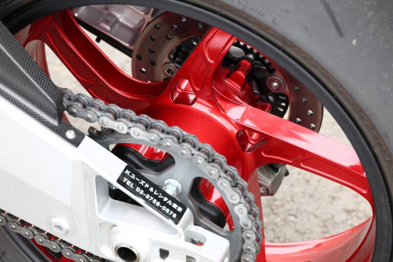 ビモータ KB4|キャストホイール|ビモータ KB4 試乗インプレッション【軽さ! 短さ! が様々なメリットに直結!】