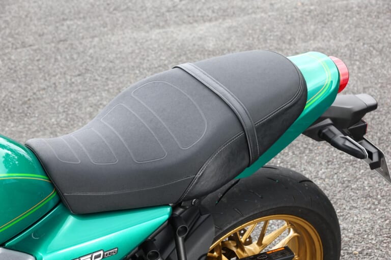 カワサキ Z650RS|シート|カワサキ Z650RS 試乗インプレ【回し切れる悦楽。令和版ザッパー】