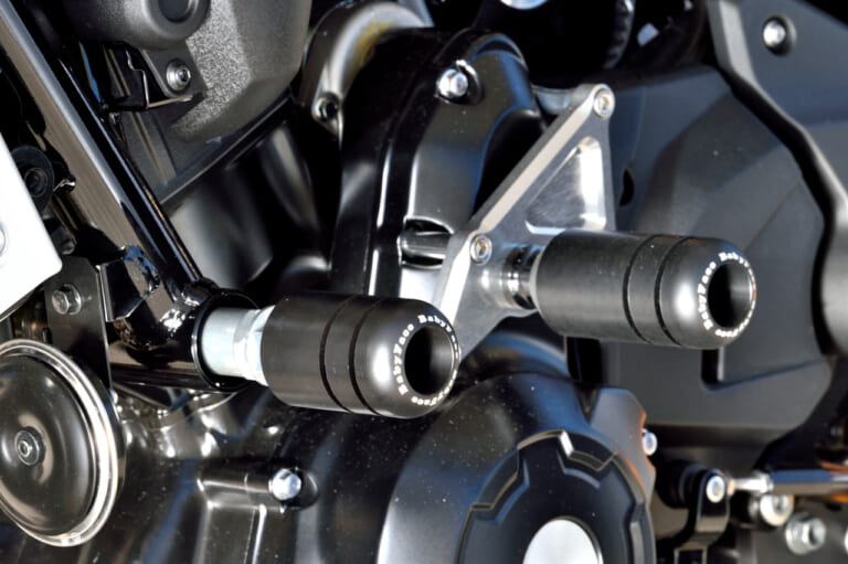 ベビーフェイス Z650RS|ベビーフェイス Z650RSカスタム【軽量ツインのネオクラシック系Z。黄金のSPLパーツが彩る】