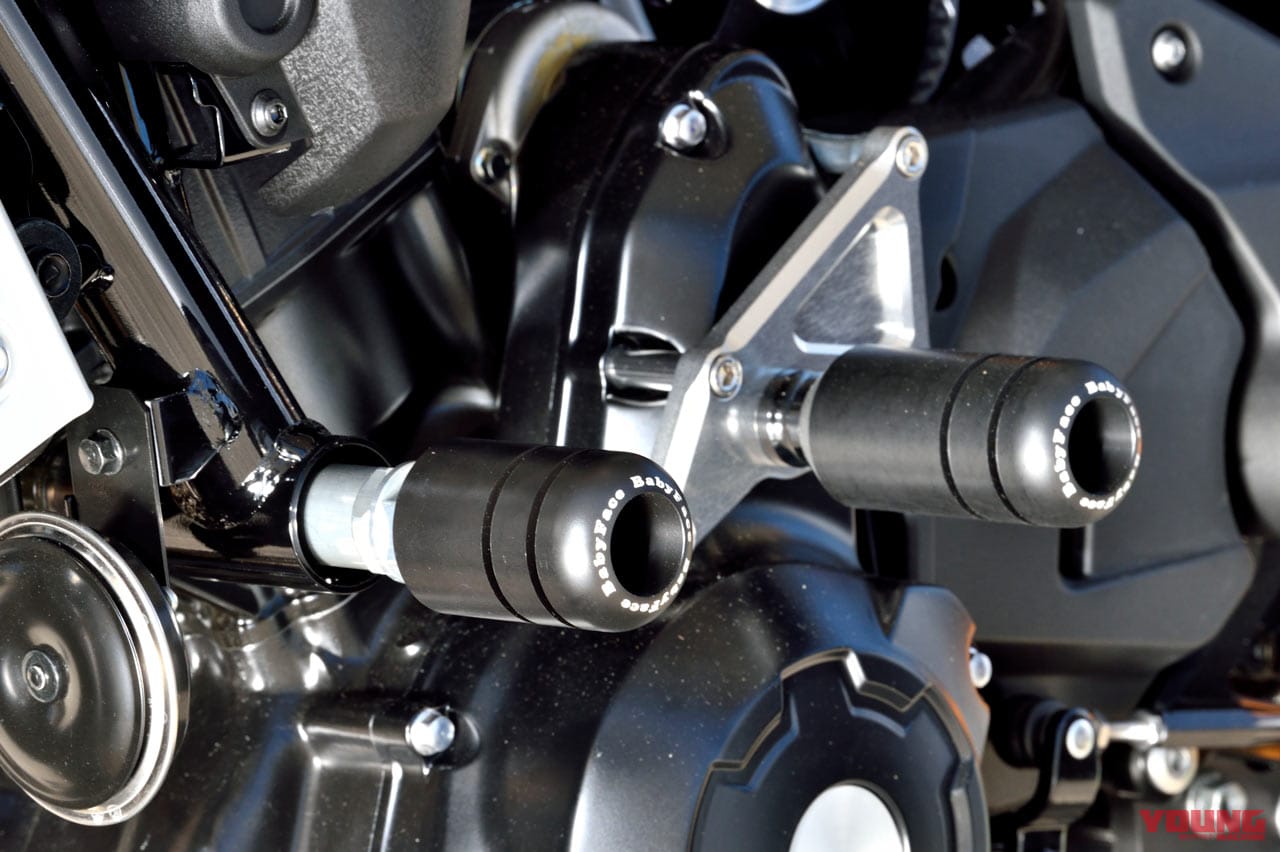 |ベビーフェイス Z650RSカスタム【軽量ツインのネオクラシック系Z。黄金のSPLパーツが彩る】