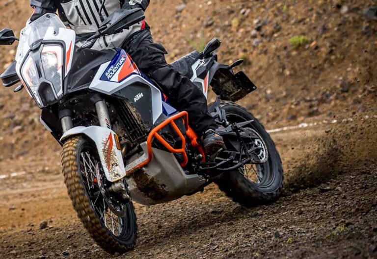 Q17：「トラクションコントロール」って何だ? どんな時に役立つ?【30秒でわかる! バイクの疑問】（27ページ目）