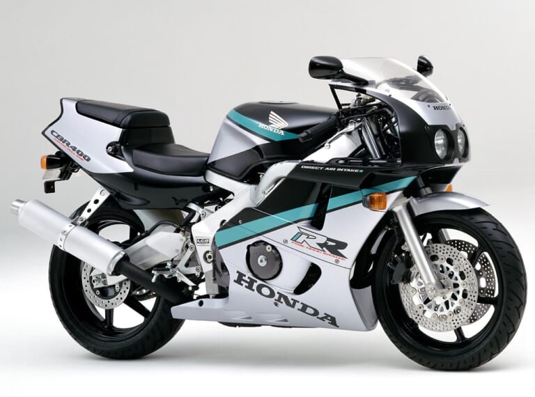 ‘90 HONDA CBR400RR|「速さ」の次は「個性」だった。ゼファーの影で牙を研いだ、美しき400ccネイキッドたちの逆襲【400ccバイクの歴史:1980年代〜1990年前後】