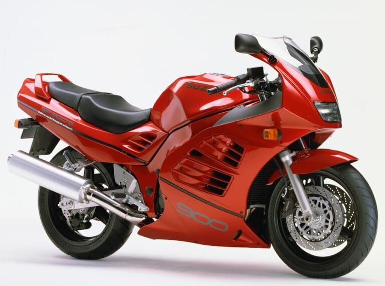 ’93 SUZUKI RF400|1990年代後半のネイキッド進化論!ZRX・CB400SF Version R・インパルスSが追求した「スポーツ」の極致【400ccバイクの歴史】