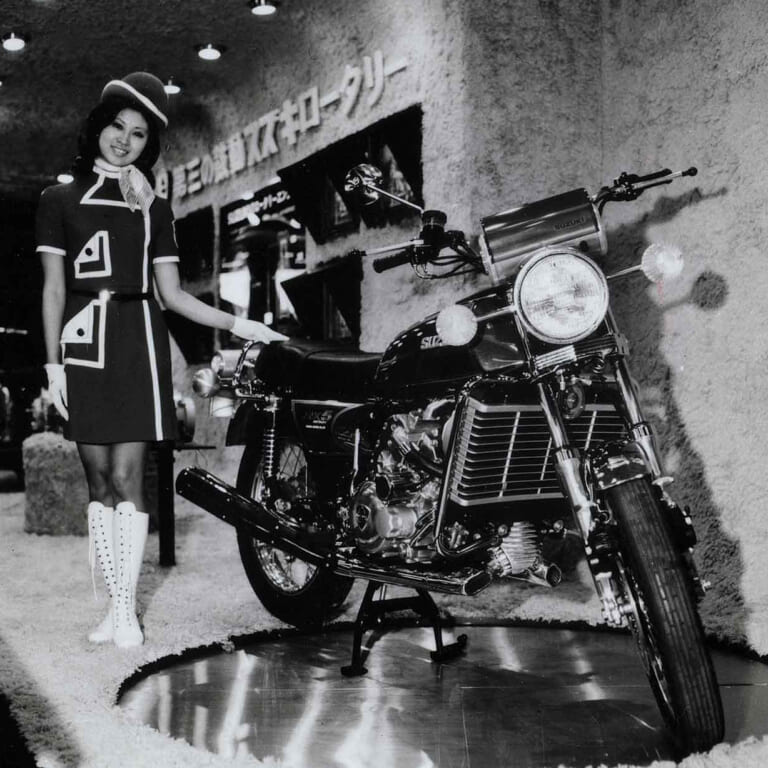 スズキ RE-5|「スズキの本気度が伝わる」約6000台が生産された国産唯一の市販ロータリー:1974 スズキRE-5【あの素晴らしい名車をもう一度】