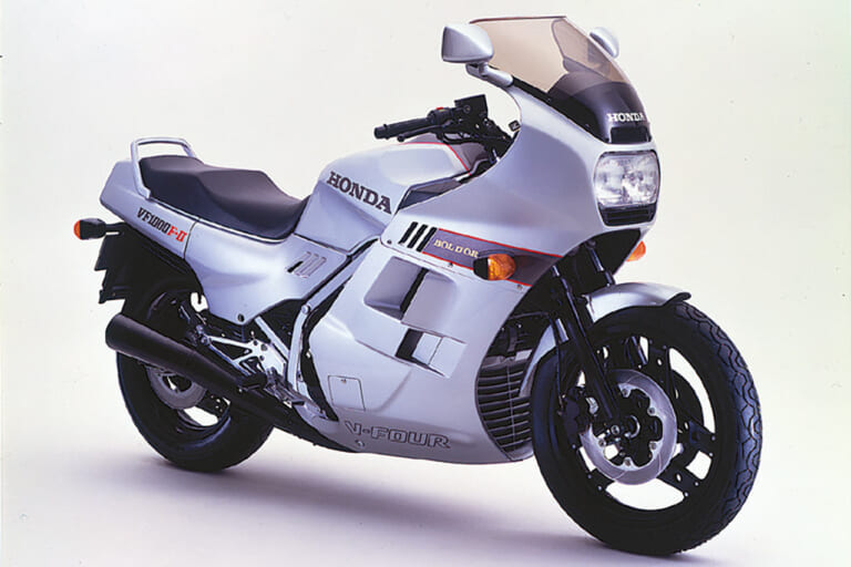 ホンダ VF1000F|「ホンダV4こそ最速」公道無敵を誇った水冷モデル:1984 ホンダVF1000R【あの素晴らしい名車をもう一度】