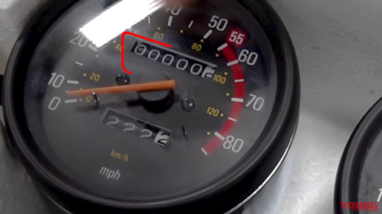 |43年前のヤマハのバイクを“箱入り新車”のままゲット! 待っていたのは…キー紛失と鬼キック?!