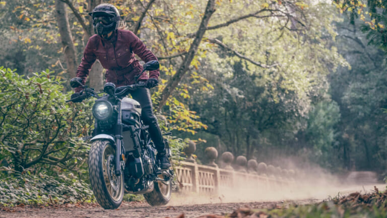 ヤマハ|XSR700レガシー|待望の原付二種「ヤマハXSR125」に3つの新色登場! このカラーで日本にも導入か!?