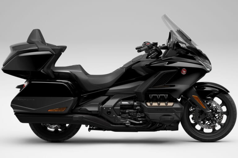 ホンダ|ゴールドウイング ツアー|2023年モデル|ホンダが「ゴールドウイング ツアー」をマイナーチェンジ、新排出ガス規制に適合し新色を設定して2/16発売