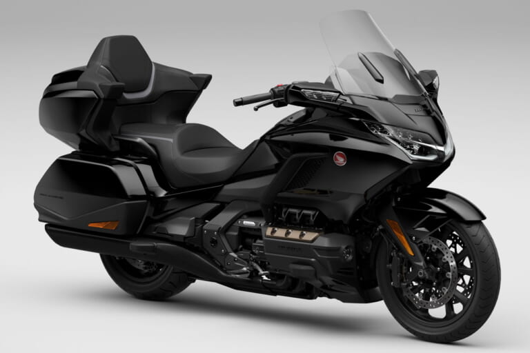 ホンダ|ゴールドウイング ツアー|2023年モデル|ホンダが「ゴールドウイング ツアー」をマイナーチェンジ、新排出ガス規制に適合し新色を設定して2/16発売