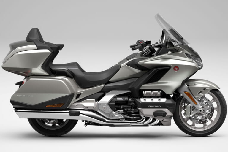 ホンダ|ゴールドウイング ツアー|2023年モデル|ホンダが「ゴールドウイング ツアー」をマイナーチェンジ、新排出ガス規制に適合し新色を設定して2/16発売