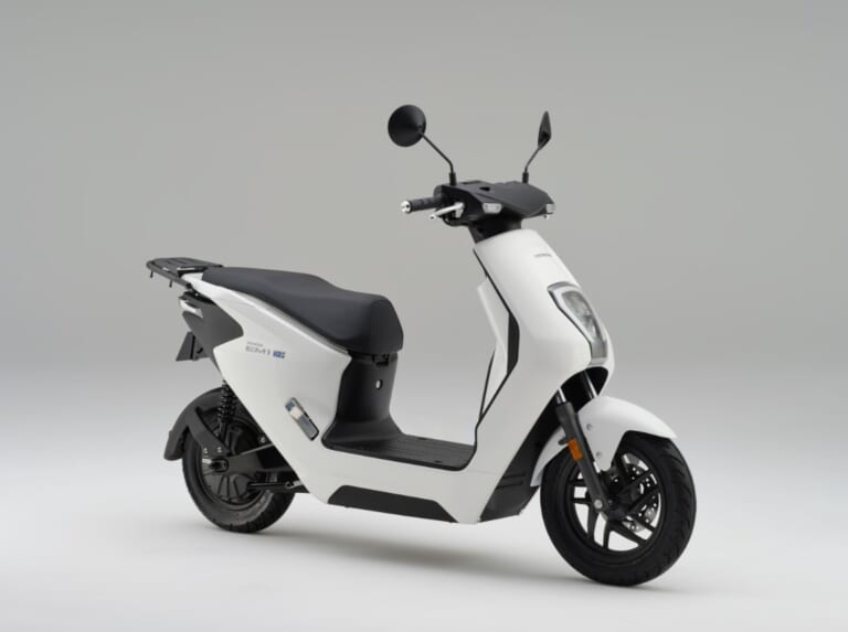 ホンダ|EM1e||ホンダ初のパーソナルEV! 若者向け電動スクーター「EM1e:」が登場