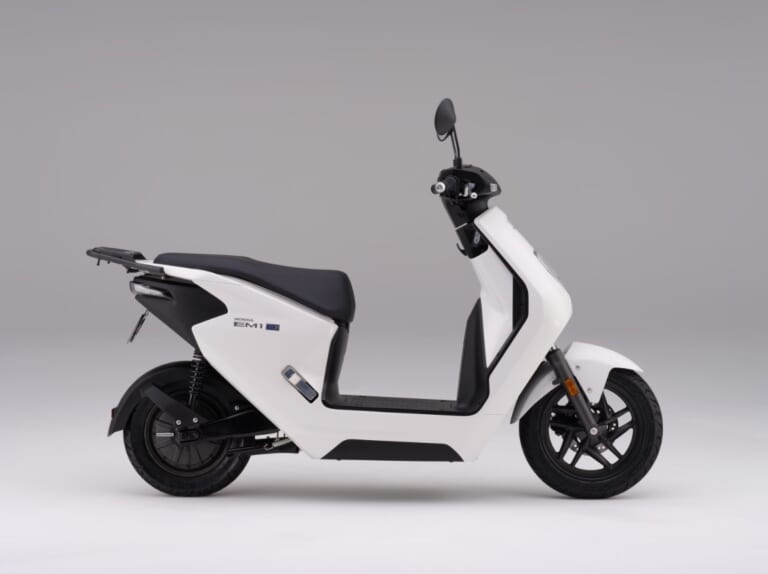 ホンダ|EM1e||ホンダ初のパーソナルEV! 若者向け電動スクーター「EM1e:」が登場