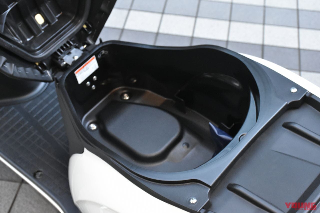 |スズキの新型車「アドレス125」「アヴェニス125」足着きインプレ! 実用性と快適性に自信アリ?