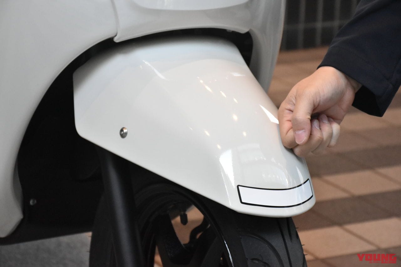 |スズキの新型車「アドレス125」「アヴェニス125」足着きインプレ! 実用性と快適性に自信アリ?