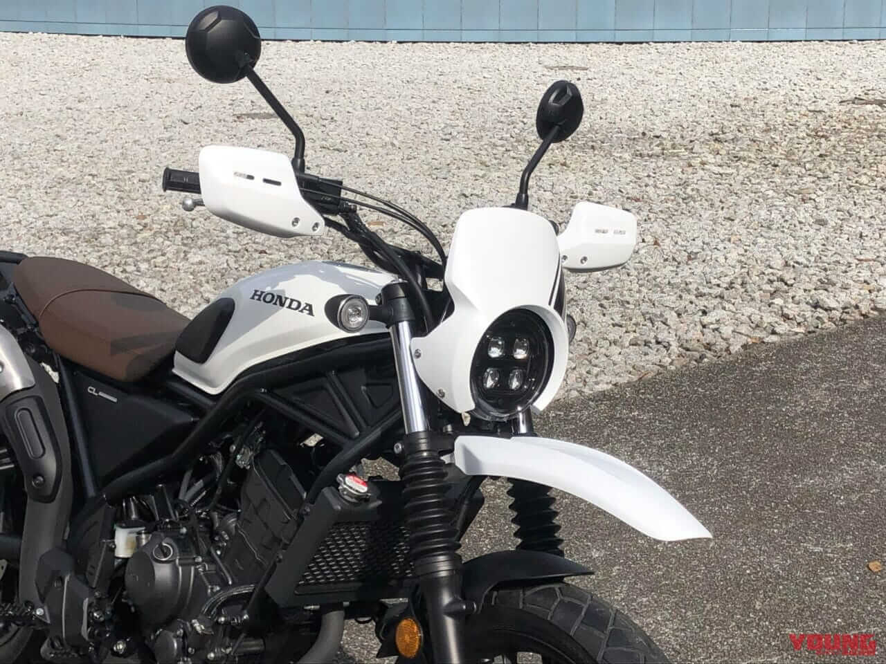 |【超速報】ホンダ「CL250」「CL500」純正カスタムを撮った!! ラリー寄せとツーリング仕様