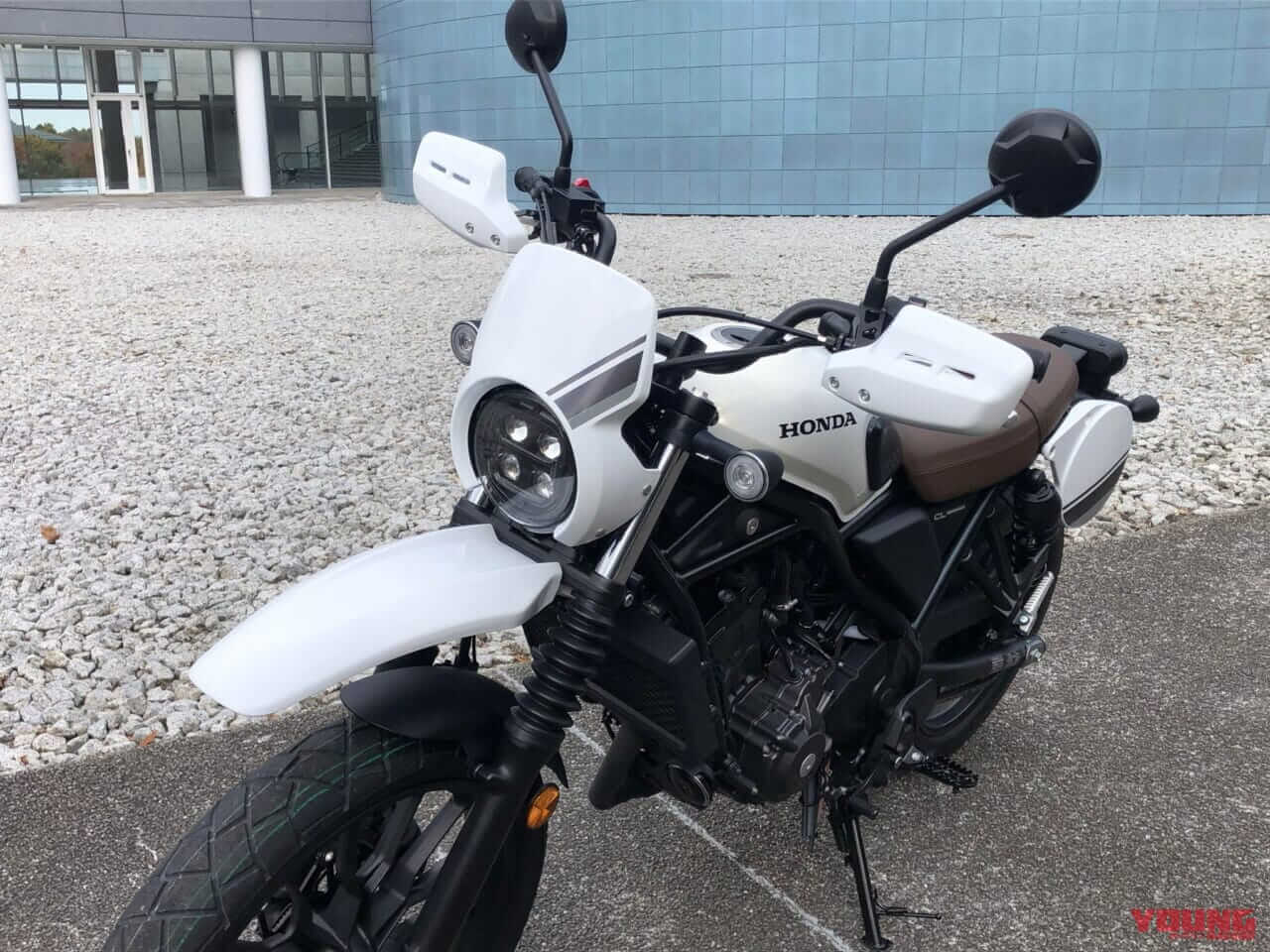 |【超速報】ホンダ「CL250」「CL500」純正カスタムを撮った!! ラリー寄せとツーリング仕様