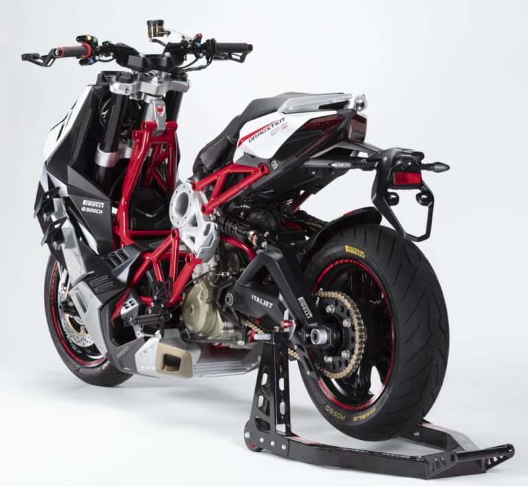 イタルジェット|ドラッグスター500GPコンセプト|異形のスクーター、超級続編!! イタルジェット「ドラッグスター500GP」「ドラッグスター#e01エレクトリック」がEICMAに登場