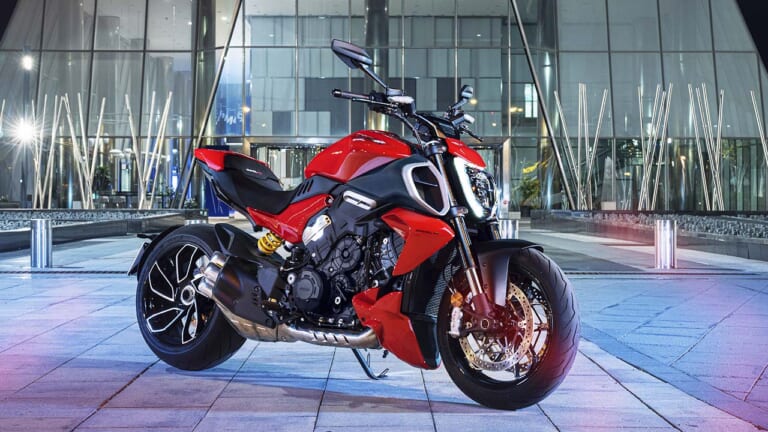 美しさと迫力を備えたディアベルV4【2022 EICMAでもっとも美しいバイクに選出】（17ページ目）