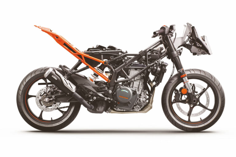 KTM RC390|フレーム|KTM 新型RC390 ディテール解説【400ccクラス随一のポテンシャル!】