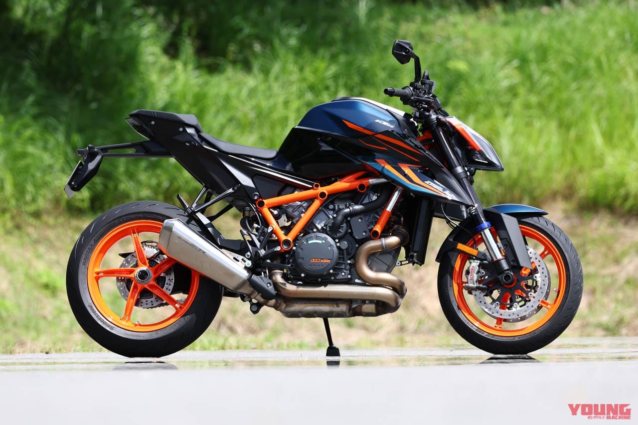 KTM 1290スーパーデューク Rエヴォ|KTM 1290スーパーデュークシリーズ3機種を乗り比べ! 試乗ショートインプレッション〈Rエヴォ/GT/R〉