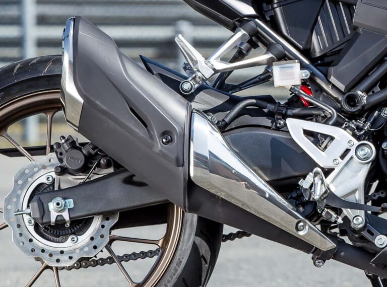 ホンダ CB250R|サイレンサー|ホンダ 新型CB250R 車両ディテール解説【各所をブラッシュアップ&排ガス規制対応】