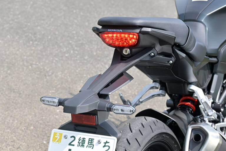ホンダ CB250R|テールまわり|ホンダ 新型CB250R 車両ディテール解説【各所をブラッシュアップ&排ガス規制対応】