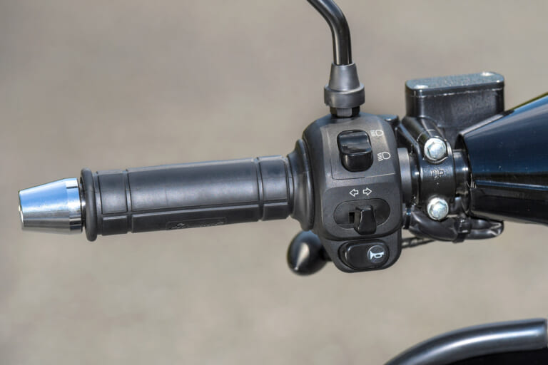 スコマディ テクニカ125|スコマディ テクニカ125 試乗インプレッション【見た目も走りもクラシカルな英国スクーター】