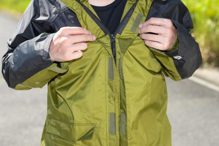 ヤマハ YAR30 サイバーテックスIIダブルガードレインスーツ|人気レインスーツ進化! 待望の緑も登場 【ヤマハ YAR30 サイバーテックスII ダブルガードレインスーツ】試用インプレッション
