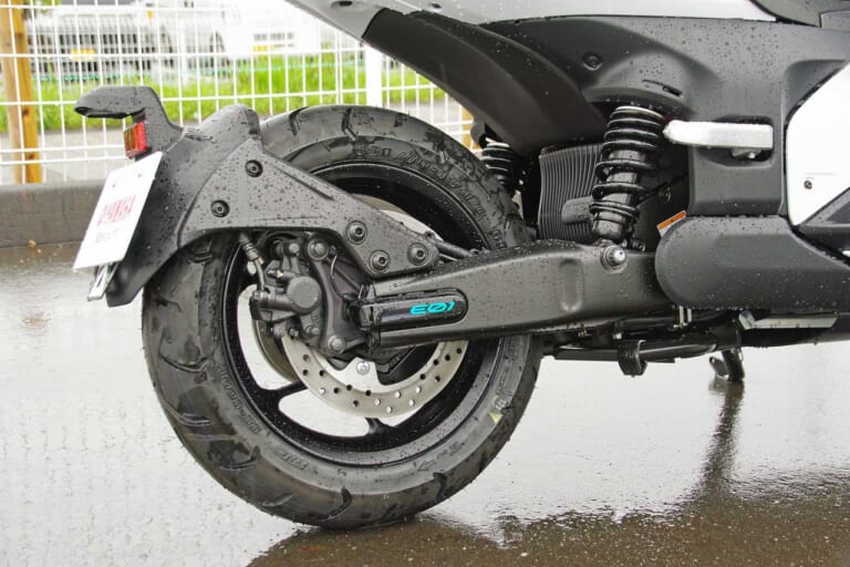 ヤマハ E01|ヤマハの本格EV!「E01」試乗インプレッション【航続距離104 kmの実験バイク!】