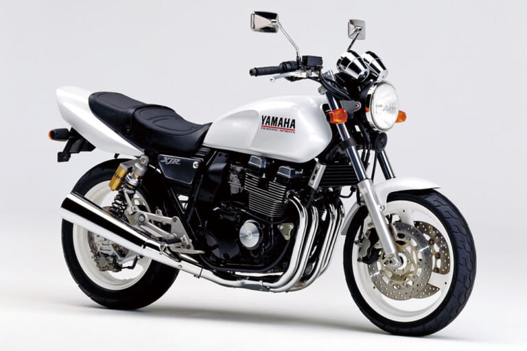 青島文化教材社 ザ★バイク 1/12ヤマハ4HM XJR400S '94カスタムパーツ付き|ヤンマシ的ホットアイテムピックアップ×9選〈アライヘルメット/アプリリア/BMW etc.〉