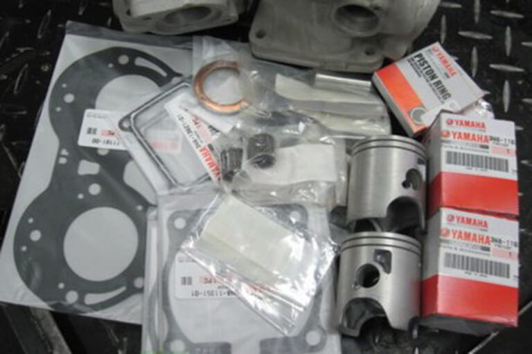 ヤマハ TZR250|ガスケット|‘80s国産名車「ヤマハ TZR250(3MA)」完調メンテナンス【エンジン関連部品の供給が厳しい】