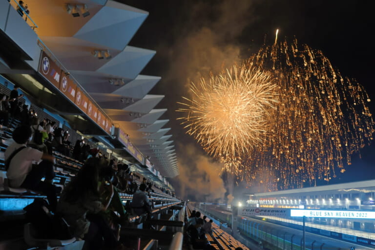 ブルースカイヘブン|ハーレーの祭典「ブルースカイヘブン」4年ぶりの開催! スタントショーほか豪華アーティストによる野外ライブも