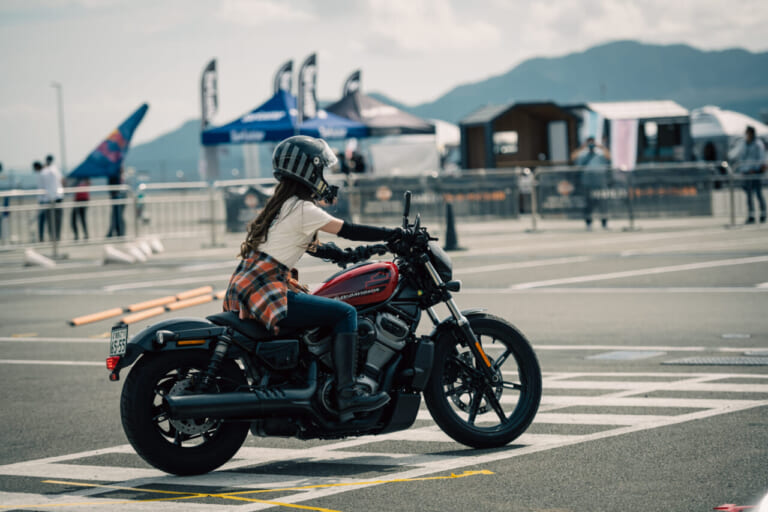 ブルースカイヘブン|ハーレーの祭典「ブルースカイヘブン」4年ぶりの開催! スタントショーほか豪華アーティストによる野外ライブも