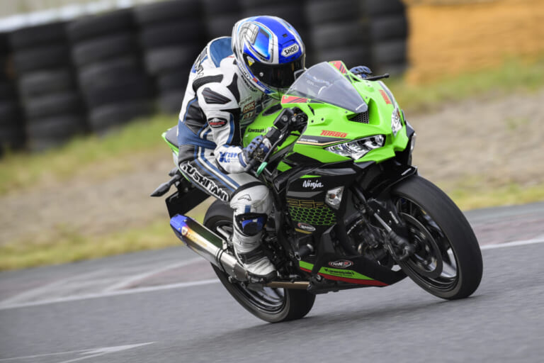 [写真] YM2301-68-01-trickstar-zx-25r-turbo 250km/h達成のZX-25R 