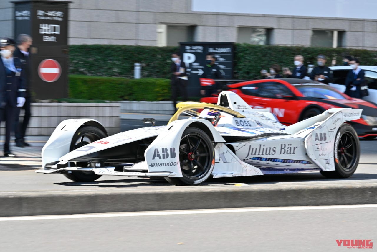 ZEV Tokyo Festival|都知事がカワサキの水素エンジンバギーに試乗! ゼロエミッションの糸口は電動モーターだけじゃない