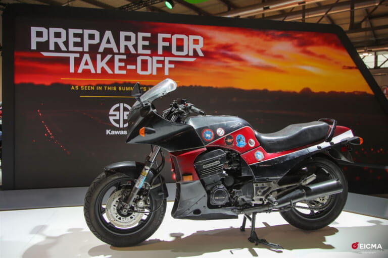 カワサキ|ニンジャ|GPz900R|EICMA|GPz900R復活か、新生GPZ900RSか……ニンジャ“匂わせ”のカワサキは2012年に前例があった!