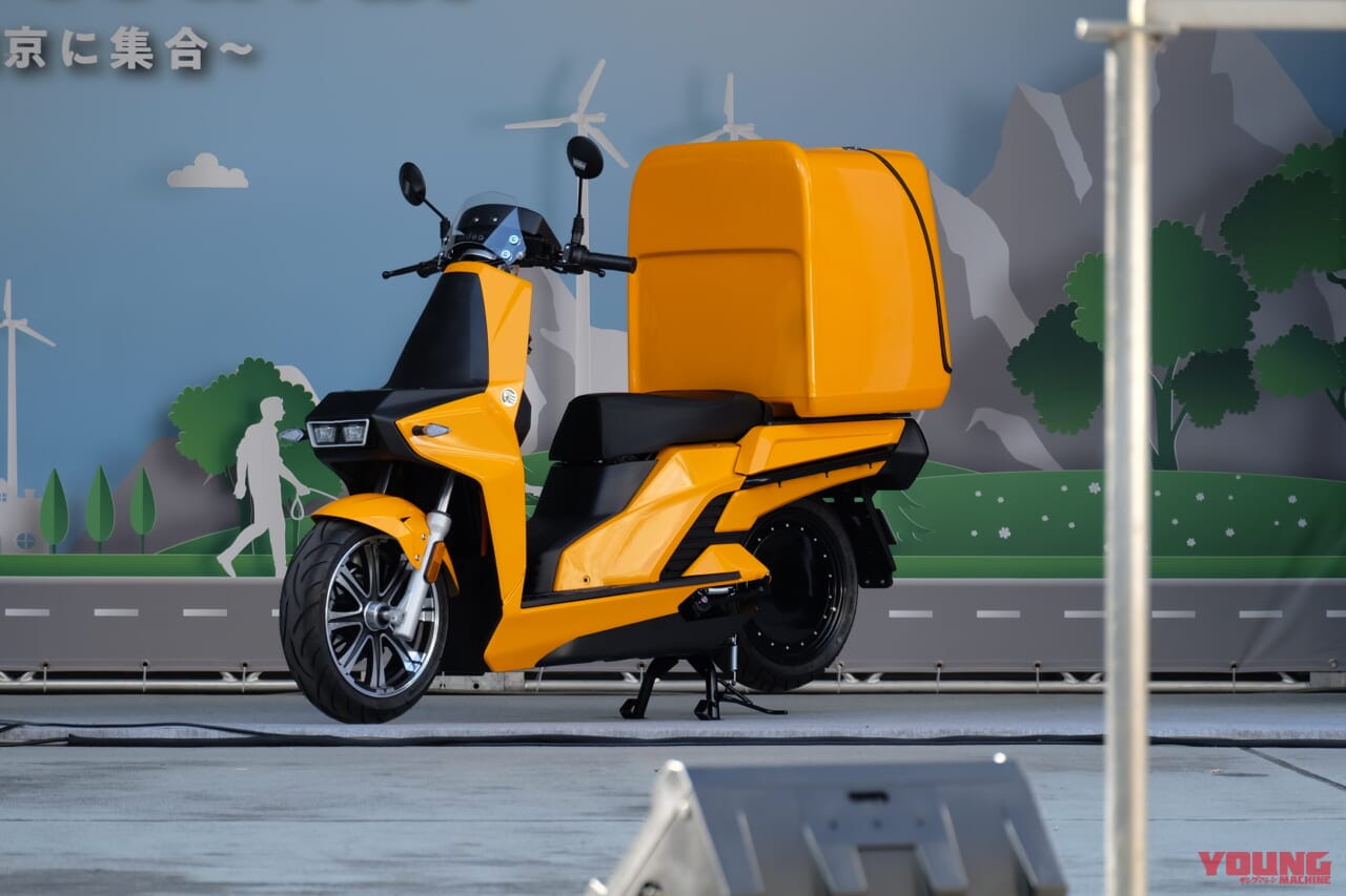 |都知事がカワサキの水素エンジンバギーに試乗! ゼロエミッションの糸口は電動モーターだけじゃない
