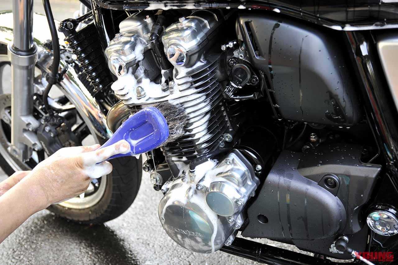 |Q55:融雪剤でバイクが滑る? 後から錆びるって本当??【30秒でわかる! バイクの疑問】