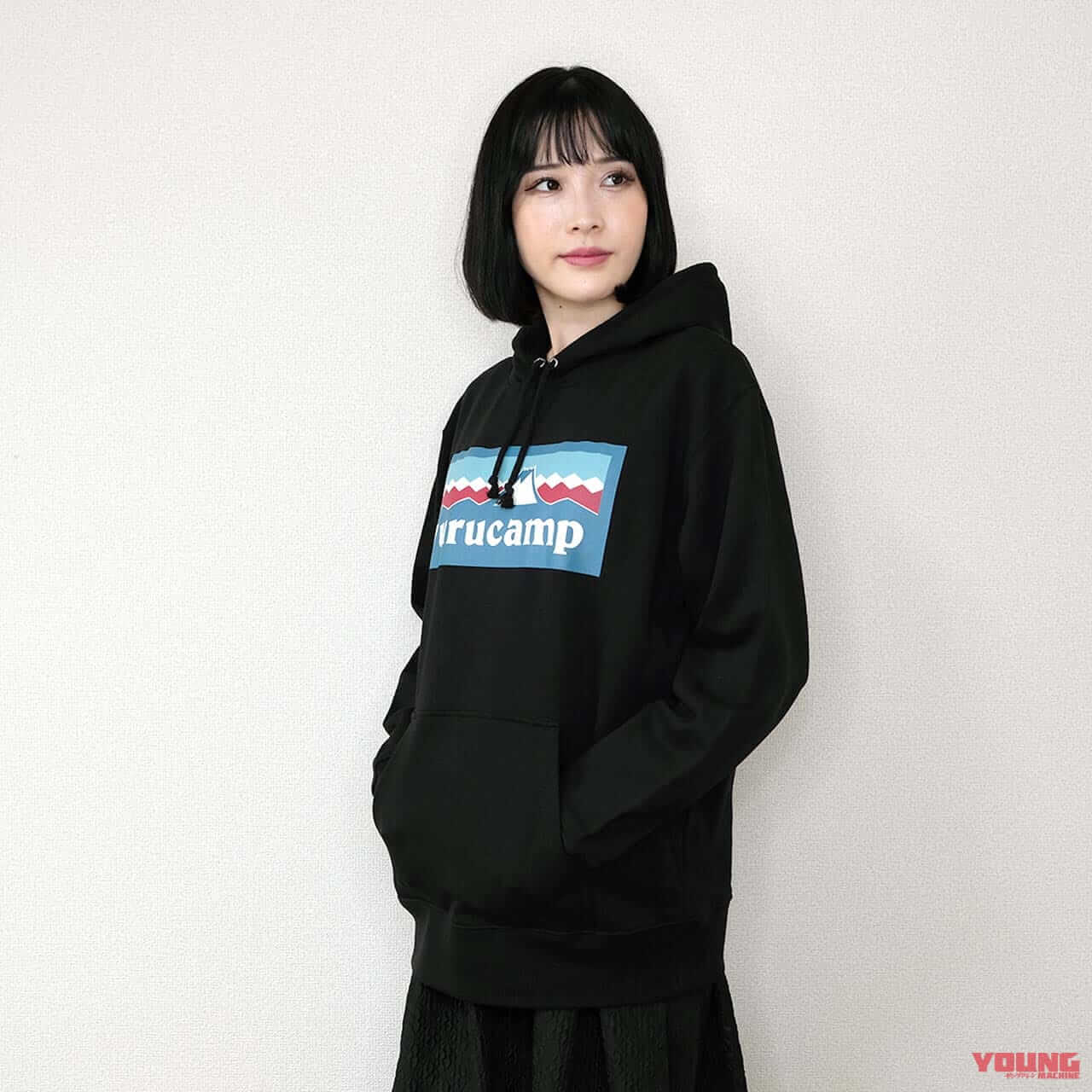 |「恵那とちくわ」も! 「ゆるキャン△」デザインの新アパレルをヴィレッジヴァンガードが取扱い開始