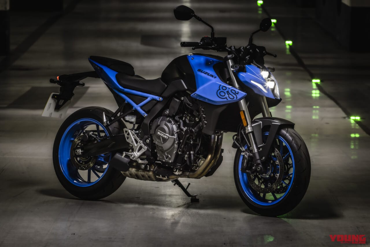 スズキが新型モデル「GSX-8S」を発表! 並列2気筒エンジンを搭載するニューカマー