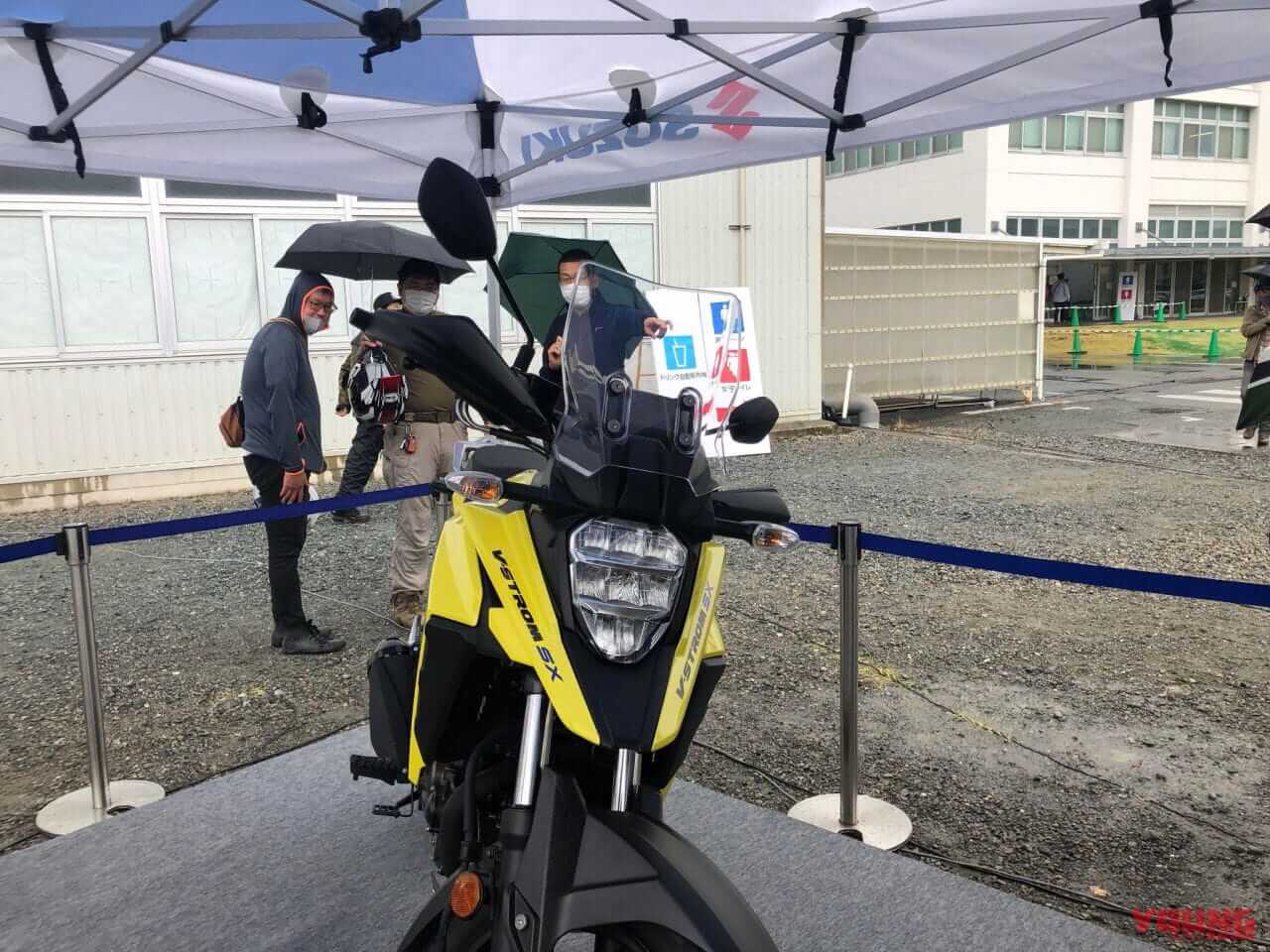 スズキ|VストロームSX|2023年モデル|【日本発売決定】スズキ「VストロームSX」「Vストローム800DE」「Vストローム1050DE」本社イベントでサプライズ!