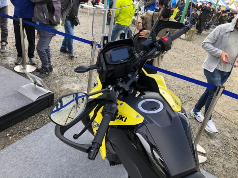 スズキ|VストロームSX|2023年モデル|【日本発売決定】スズキ「VストロームSX」「Vストローム800DE」「Vストローム1050DE」本社イベントでサプライズ!