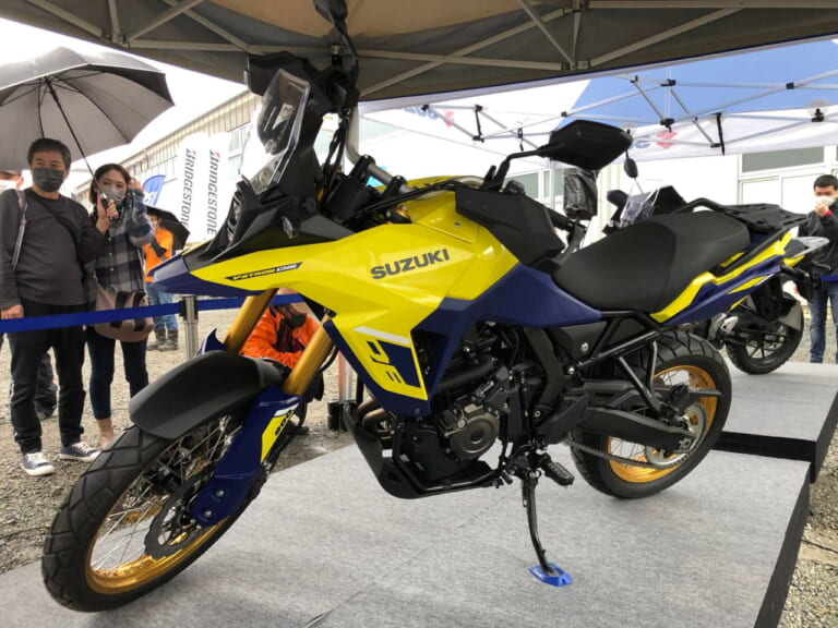 スズキ|Vストローム800DE|2023年モデル|【日本発売決定】スズキ「VストロームSX」「Vストローム800DE」「Vストローム1050DE」本社イベントでサプライズ!