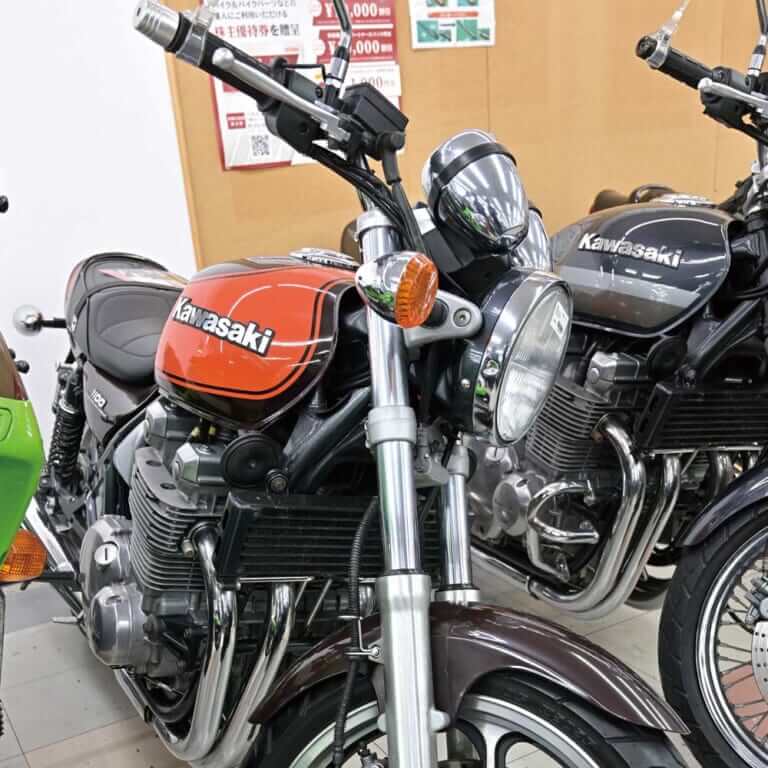 KAWASAKI ゼファー1100|中古バイクの相場をチェック! Z2が兄貴分Z1を上回るケースも!?〈絶版中古車の新常識:大型編〉