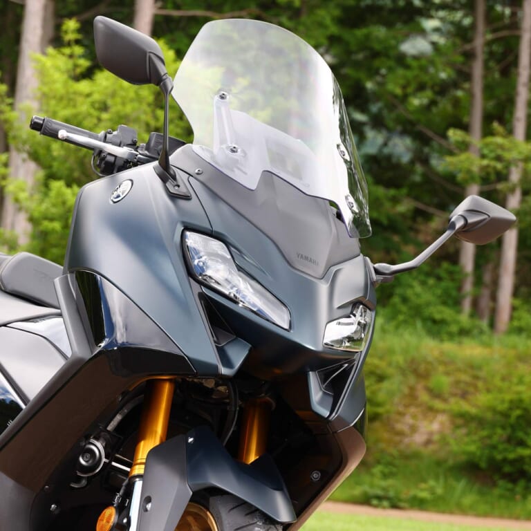 ヤマハTMAX560 テックマックス|フロントカウル|ヤマハTMAX560 テックマックス 試乗インプレ【スタイル刷新&軽量ホイールで走行性能と利便性を底上げ】