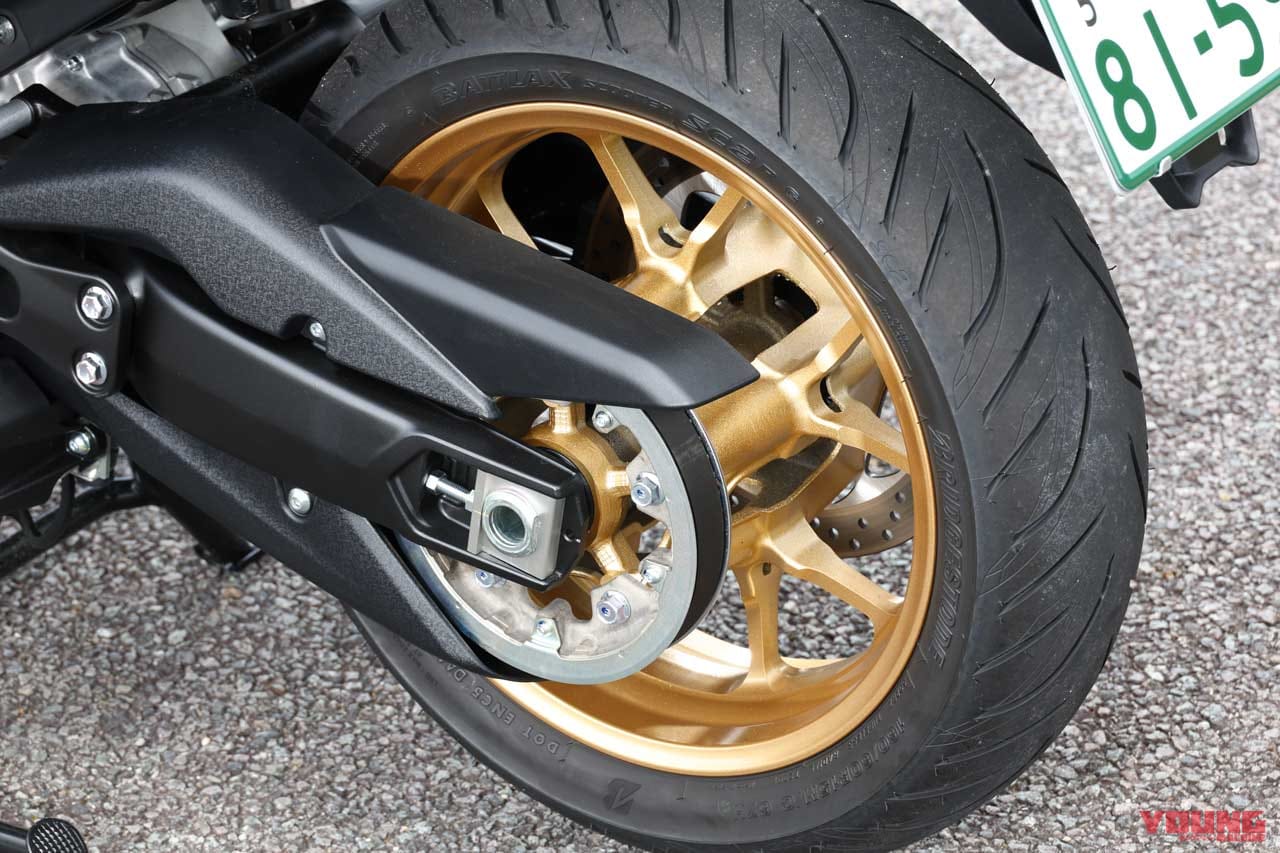 |ヤマハTMAX560 テックマックス 試乗インプレ【スタイル刷新&軽量ホイールで走行性能と利便性を底上げ】