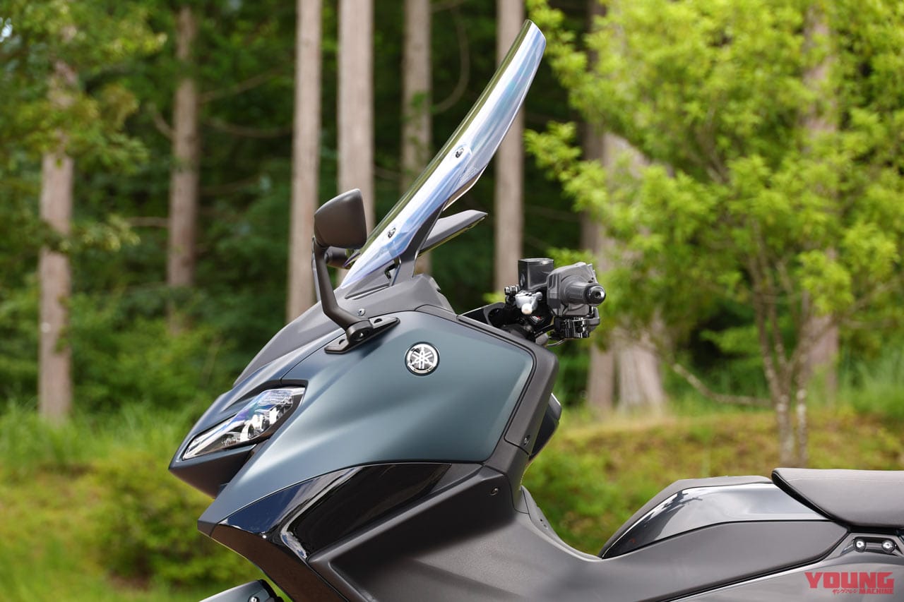 |ヤマハTMAX560 テックマックス 試乗インプレ【スタイル刷新&軽量ホイールで走行性能と利便性を底上げ】