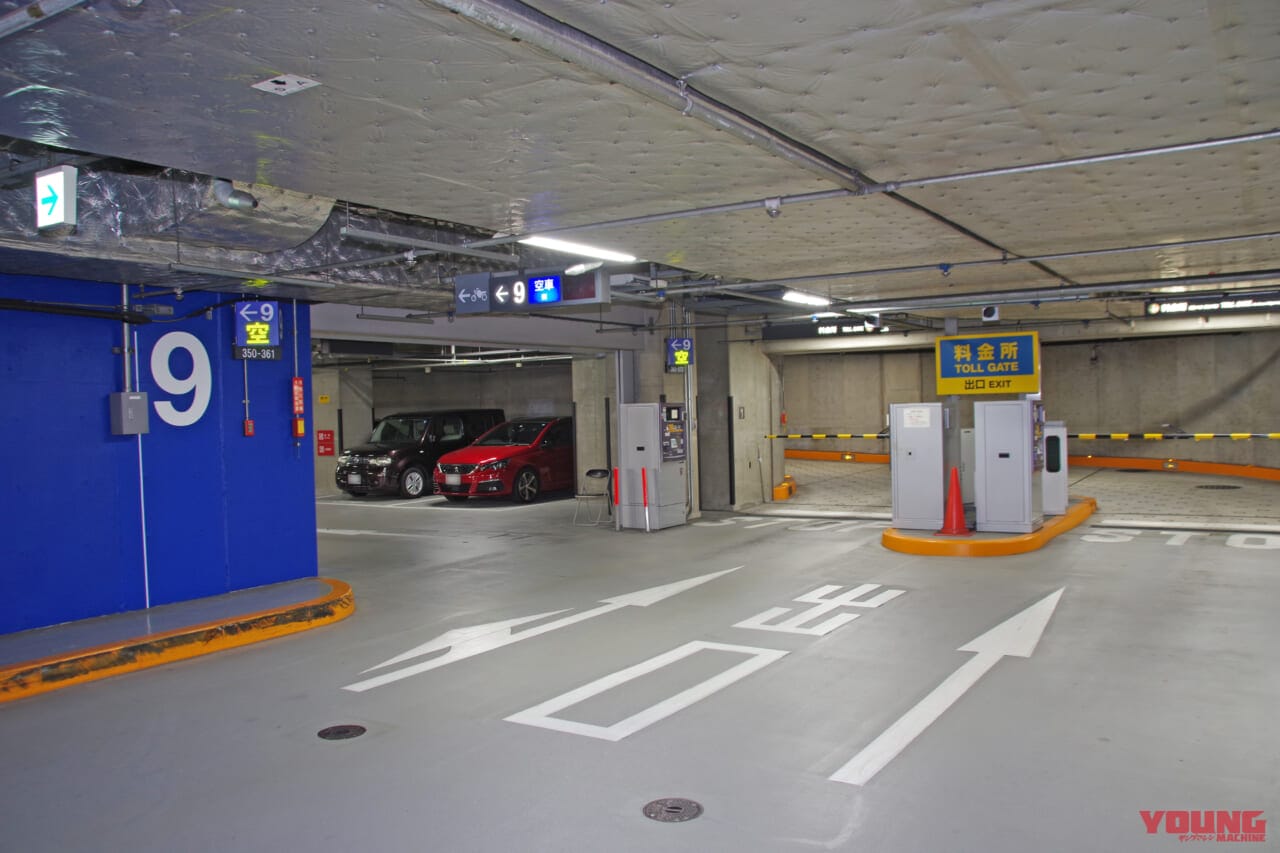 |都立の大規模複合施設・東京国際フォーラムにバイク駐輪場が新設【四輪スペースの二輪転用にはずみも】