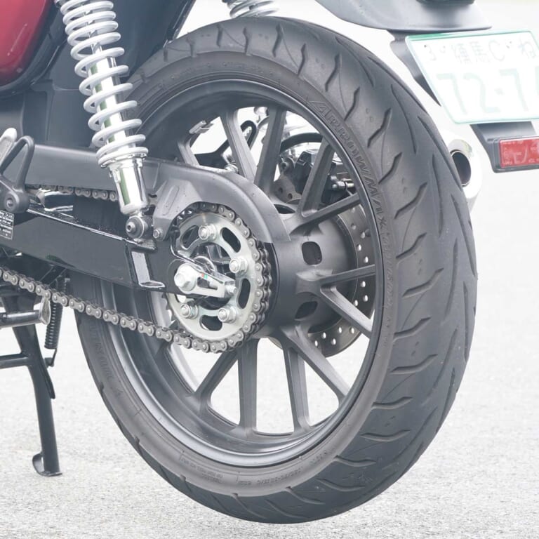 GB350のバイアスタイヤ|Q73:バイアス? ラジアル?? タイヤの種類の違いを教えて【30秒でわかる! バイクの疑問】